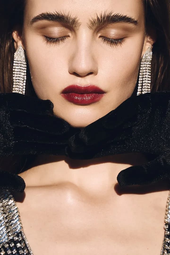 Anna - image 10