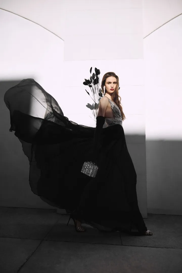 Anna - image 8