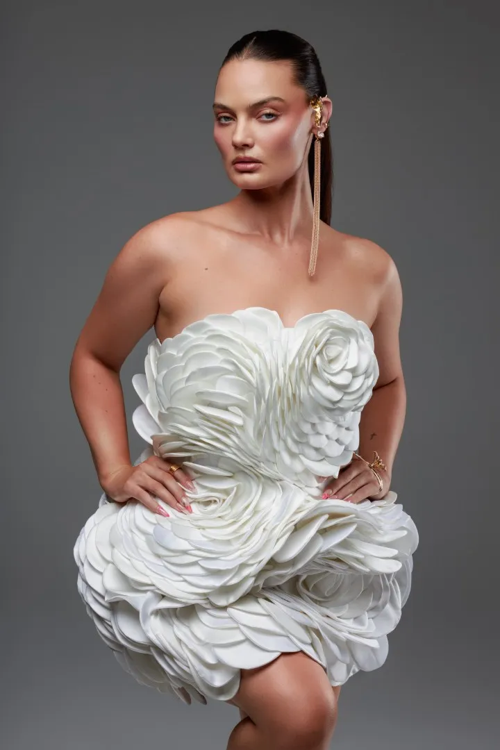Caitlin - image 2