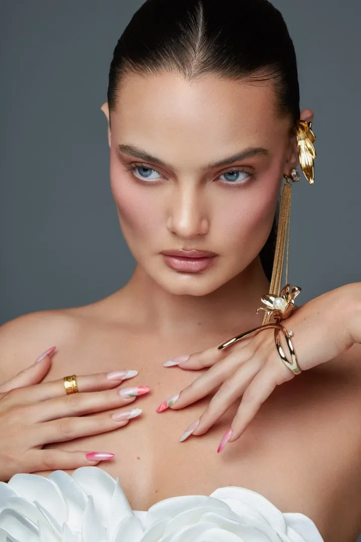 Caitlin - image 3